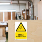 Tabliczka UWAGA RUCHOME ELEMENTY - obrazek 4