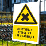 Tabliczka SUBSTANCJA SZKODLIWA lub DRAŻNIĄCA - obrazek 4